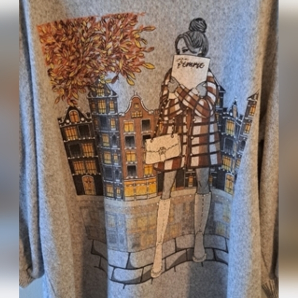 Love & Lace Graphic Sweater – Cozy Chic - Picture 9 of 9